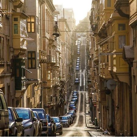 Valletta Stylish City Pad ภายนอก รูปภาพ
